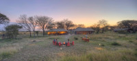 Olakira Migration Camp - Bush breakfast in the Serengeti