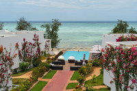 Guest areas with direct access to the beach