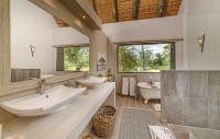 Family Suite Bathroom