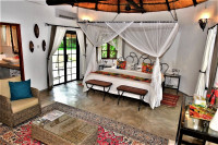 Wagtail Cottage interior at Waterberry