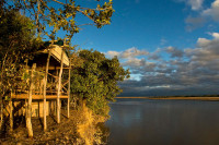 Island Bush Camp open chalet