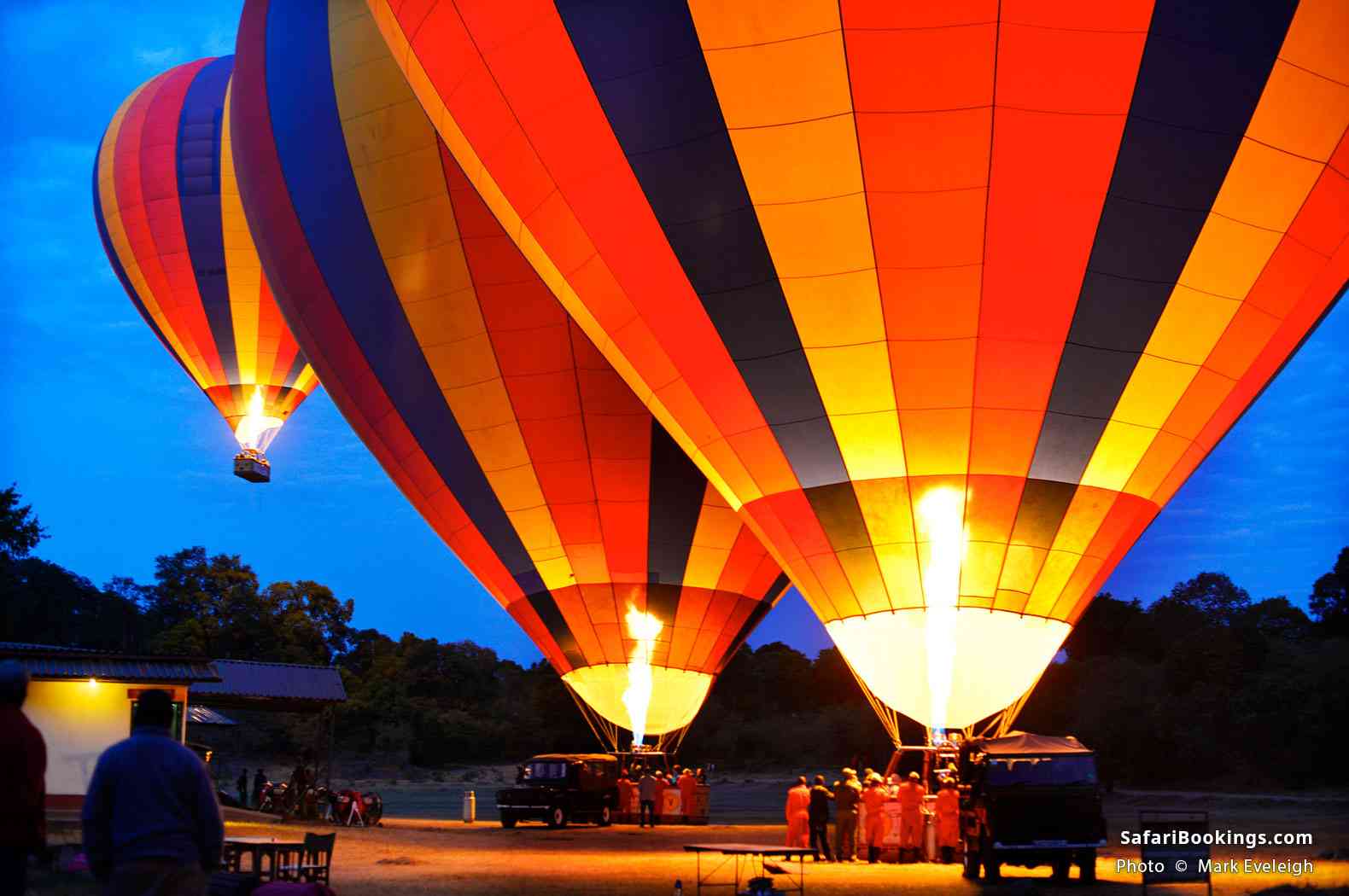 Balloon safari at dawn in Masai Mara National Reserve