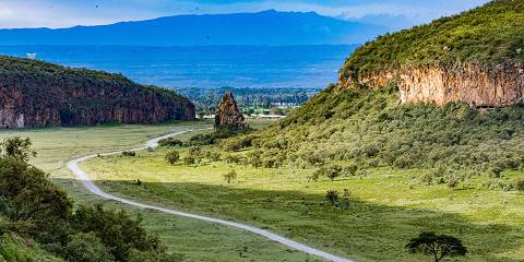 Amboseli, Hell's Gate, Naivasha & Masai Mara Tour