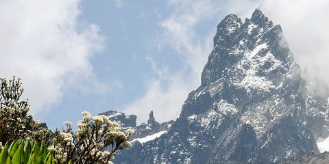 Scenic Sirimon Ascent to Point Lenana