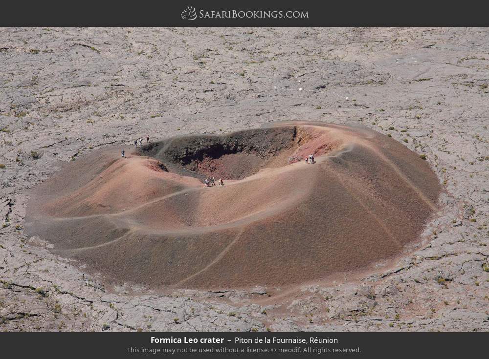 Formica Leo crater at Piton de la Fournaise in Piton de la Fournaise, Réunion