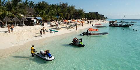 Mid-Range Safari & Zanzibar Adventure
