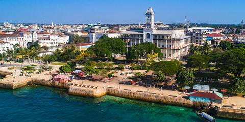 10-Day Combined Wildlife Safari & Zanzibar Beach Holiday