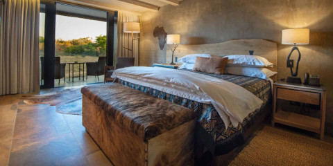 3-Day Kapama River Camp Fly-in Safari from Cape Town