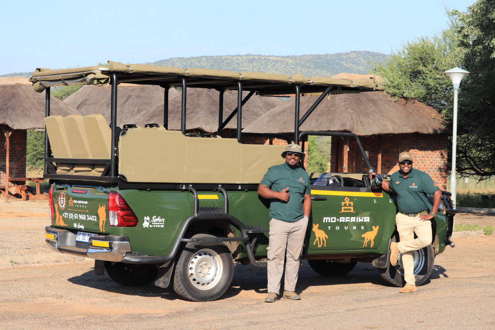 Exclusive Pilanesberg Bakubung Safari Transfer
